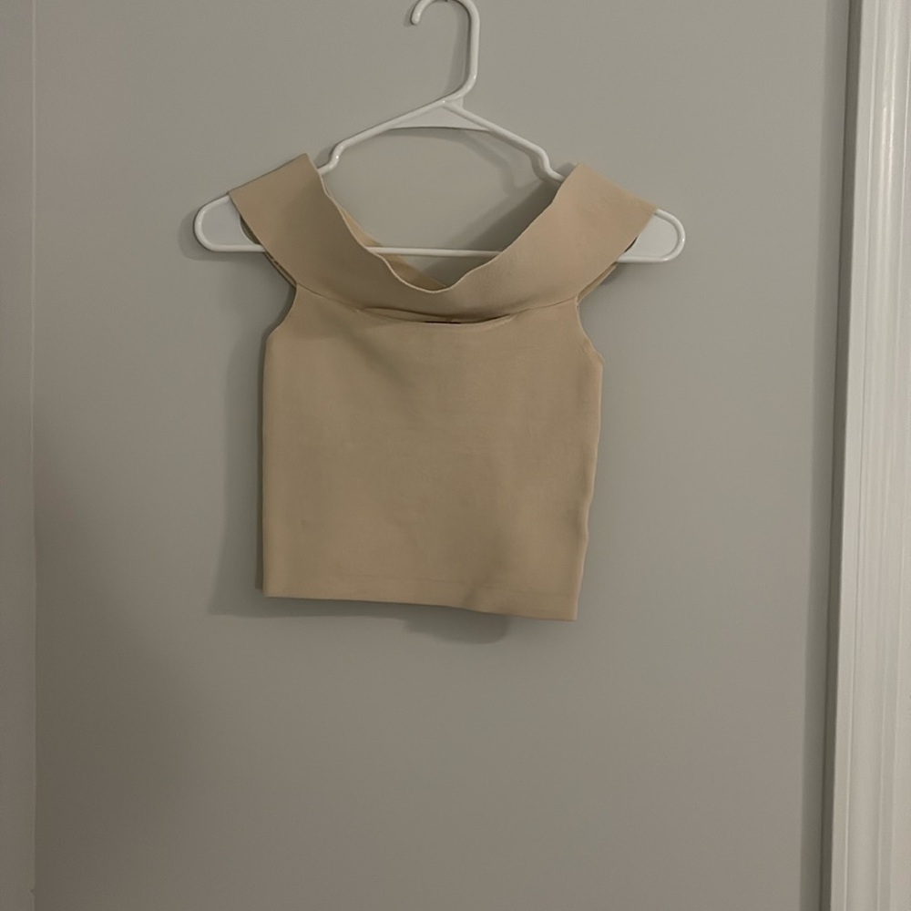 Express stretchy crop top
